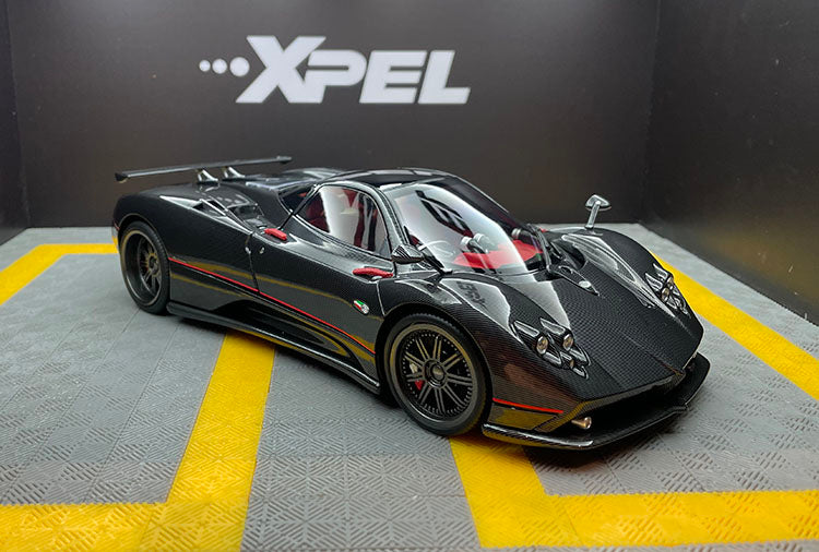 Almost Real 1/18 Pagani Zonda F 2005 Carbon Fiber Edition Car Model