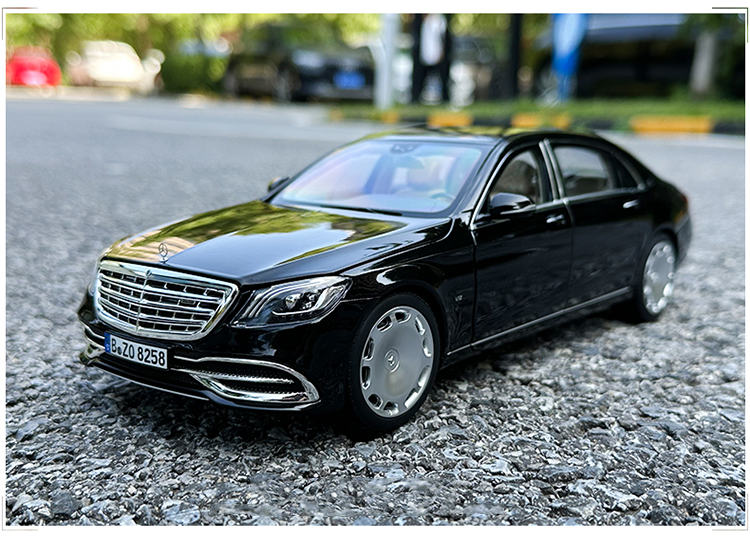 Mercedes Benz S650 Maybach S-Class Luxury Sedan 2019 Black 1:18 Alloy Model