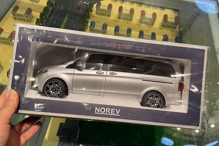 NOREV1/18 Veyro Benz V-Class Business MPV Car Model+small gift