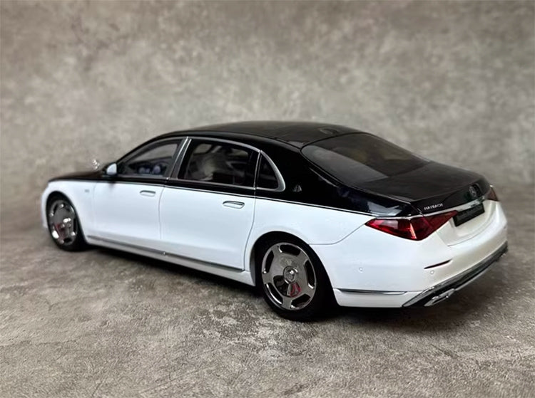 AlmostReal S680 Maybach W223 rear wheel steerable 1/18 alloy fully open car model