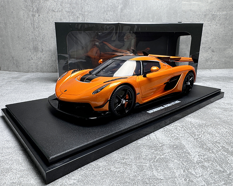 Koenigsegg JESKO supercar orange 1:18 resin car model GT898