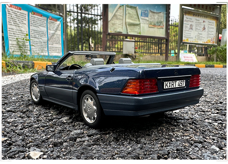 1989 vintage convertible 1:18 Mercedes Benz SL500 dark blue