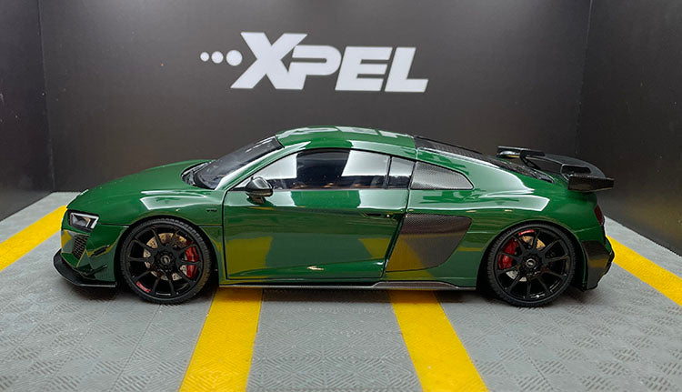 KengFai1:18 Audi R8 V10 GT RWD 2021 Alloy Simulation Car Model for Audi