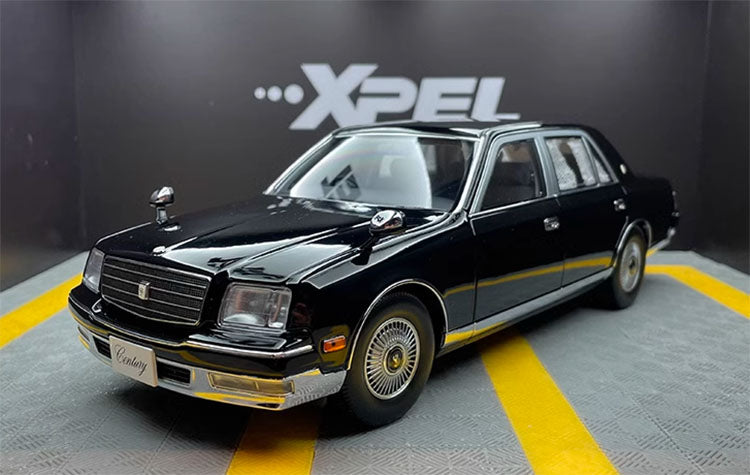 Almost Real 1997 Toyota Century 1:18 alloy simulation car model