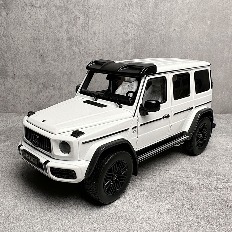 Iscale original Mercedes Benz G63 4X4 AMG Mercedes Benz G-Class 1:18 alloy car model