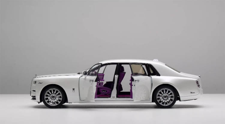 Original 1:18 limited edition Rolls-Royce Phantom eighth generation alloy fully open car model