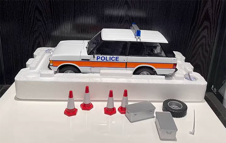 First generation Range Rover police car 1/18 AR ALMOST REAL alloy simulation car model