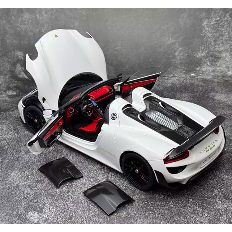 Autoart 1:18 Porsche 918 Spyder 2013 Plastic Shell Car Model Ornament