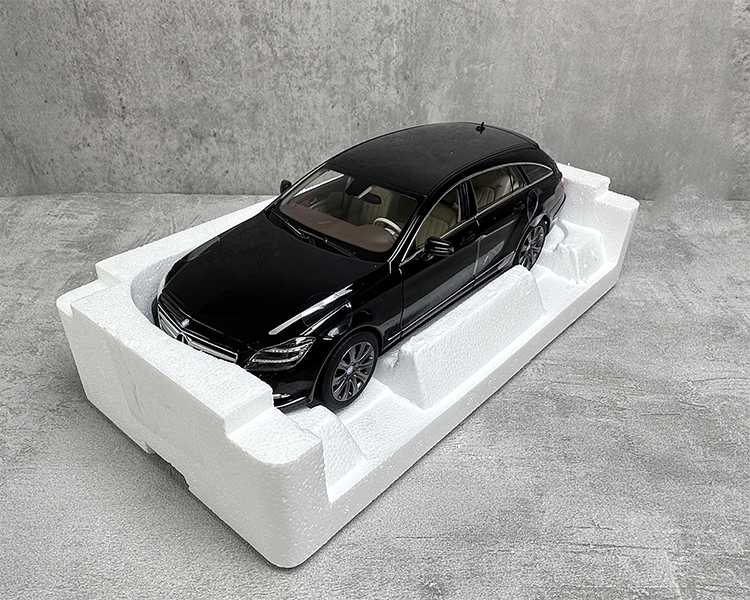 NOREV1:18 Mercedes-Benz CLS hunting version BRAKE alloy simulation car model classic sentiment