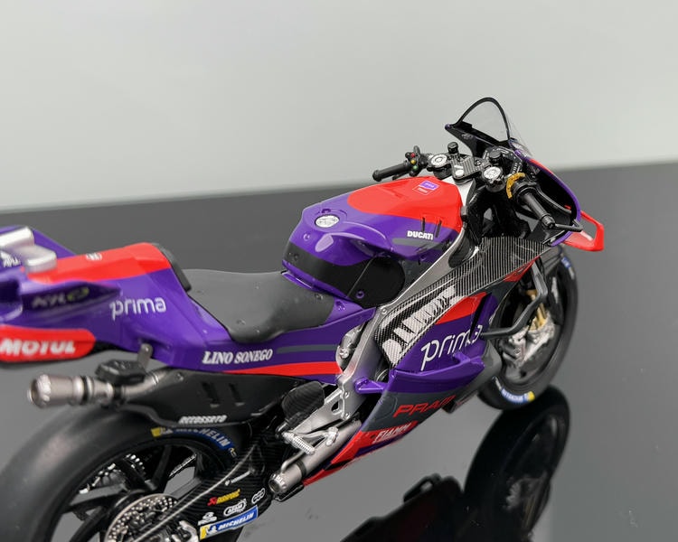 KILOworks 1/12 Mercedes-Benz Ducati GP24 GP23 Alloy Motorcycle Model