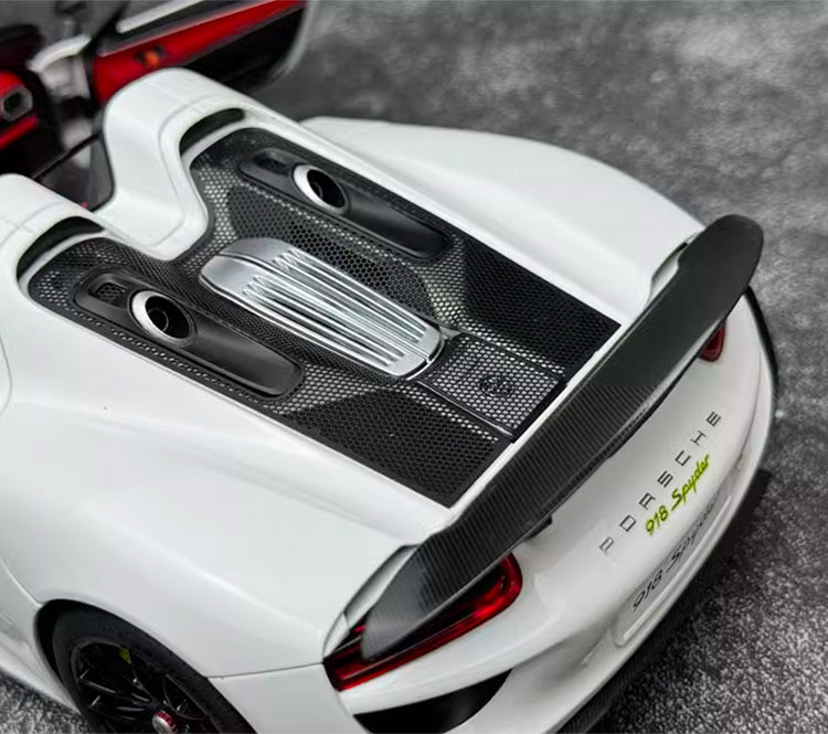 Autoart 1:18 Porsche 918 Spyder 2013 Plastic Shell Car Model Ornament