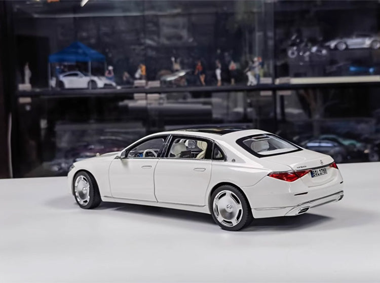 NOREV 1:18 Maybach S680 W223 2021 Car Model Luxury Sedan