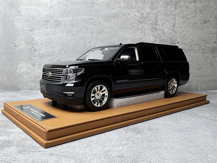 Chevrolet Suburban Black 2015 GOC&Vehicle Ar Co branded Resin Car Model 1:18