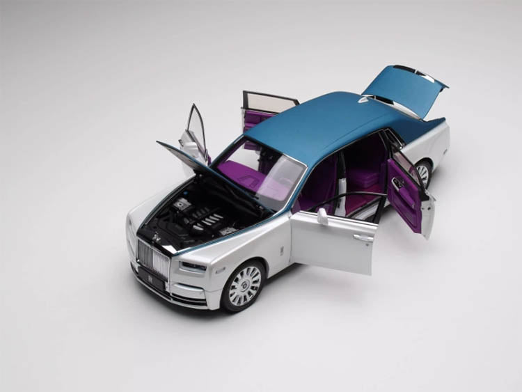 Original 1:18 limited edition Rolls-Royce Phantom eighth generation alloy fully open car model