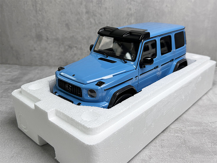 Iscale original Mercedes Benz G63 4X4 AMG Mercedes Benz G-Class 1:18 alloy car model