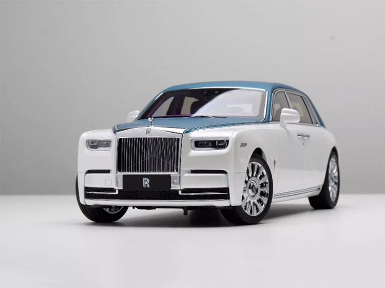 Original 1:18 limited edition Rolls-Royce Phantom eighth generation alloy fully open car model