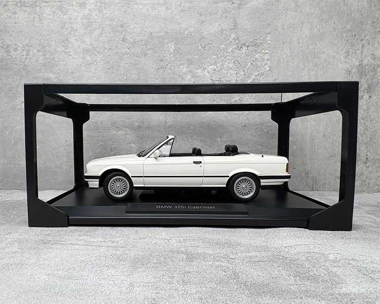 NOREV 1:18 BMW 325i Cabriolet 1991 White Car Model