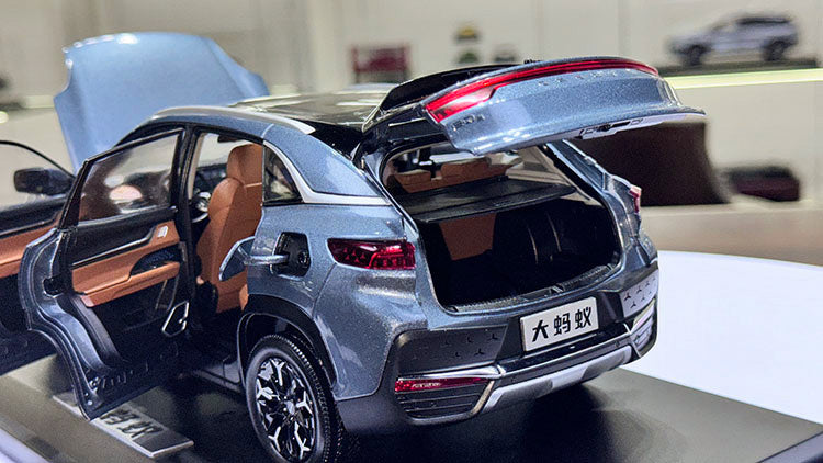 1: 18 Original Chery Big Ant New Energy Ant Off road Vehicle SUV Simulation Alloy Car Model Collection