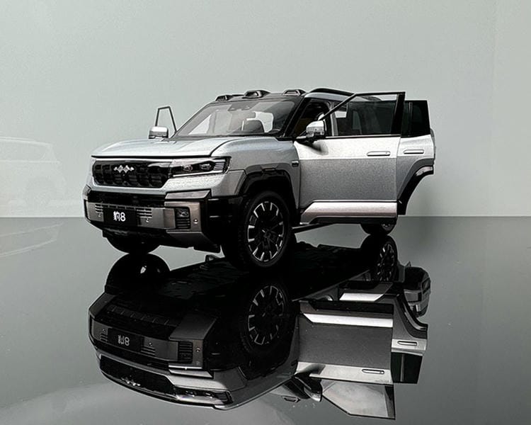 Original BYD Formula Leopard 8 car model BYD Leopard 8 SUV 1:18 off-road vehicle alloy car model collection