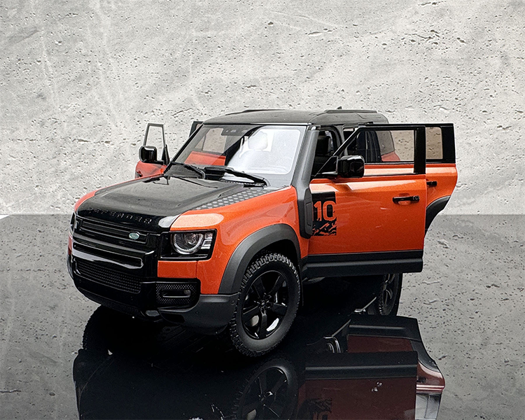 AR 1:18 New Land Rover Defender 110 Kit Edition 2020 Diecast Car Model Orange & Black Commemorative Edition