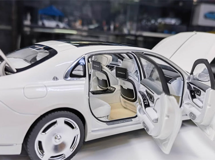 NOREV 1:18 Maybach S680 W223 2021 Car Model Luxury Sedan