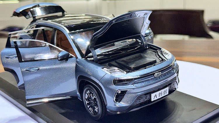 1: 18 Original Chery Big Ant New Energy Ant Off road Vehicle SUV Simulation Alloy Car Model Collection