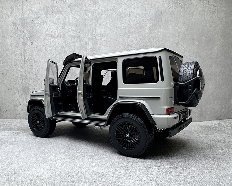 AR Almost real 1/18 Mercedes-Benz G63 4*4 off-road vehicle simulation alloy car models