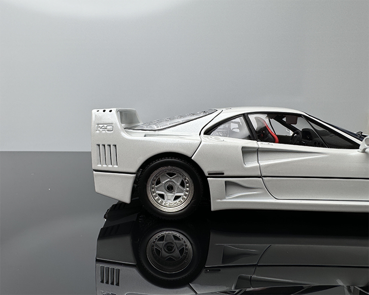 GT Spirit 1:18 Ferrari LB Works F40 2023 Resin Car Model GT470 Collection