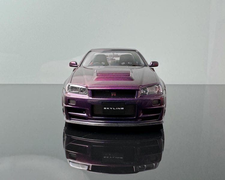 1/18 MOTORHELIX Nissan Skyline GT-R R34 Alloy Model