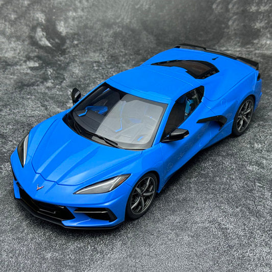 Autoart 1:18 Corvette C8 Stingray Sports Car Fully Open Car Model Collection Ornament