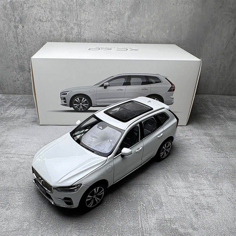 Original car model 2022 new Volvo XC60 1:18 alloy simulation car model collection gift