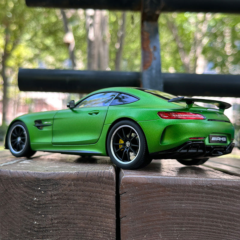 NOREV 1/18 Benz AMG GTR Green Magic Sports Car Alloy Car Model Collection Ornament