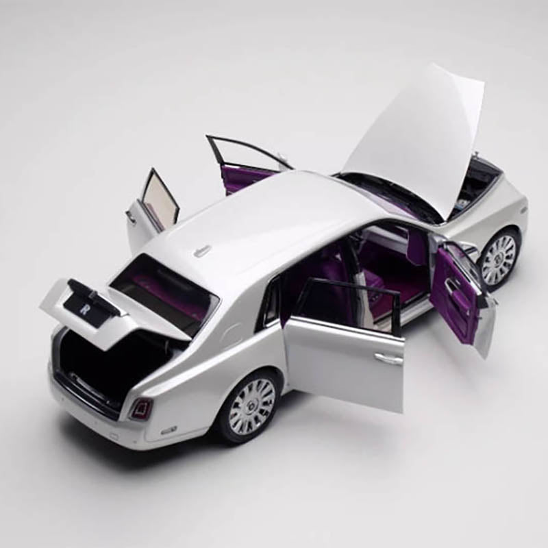 Original 1:18 limited edition Rolls-Royce Phantom eighth generation alloy fully open car model