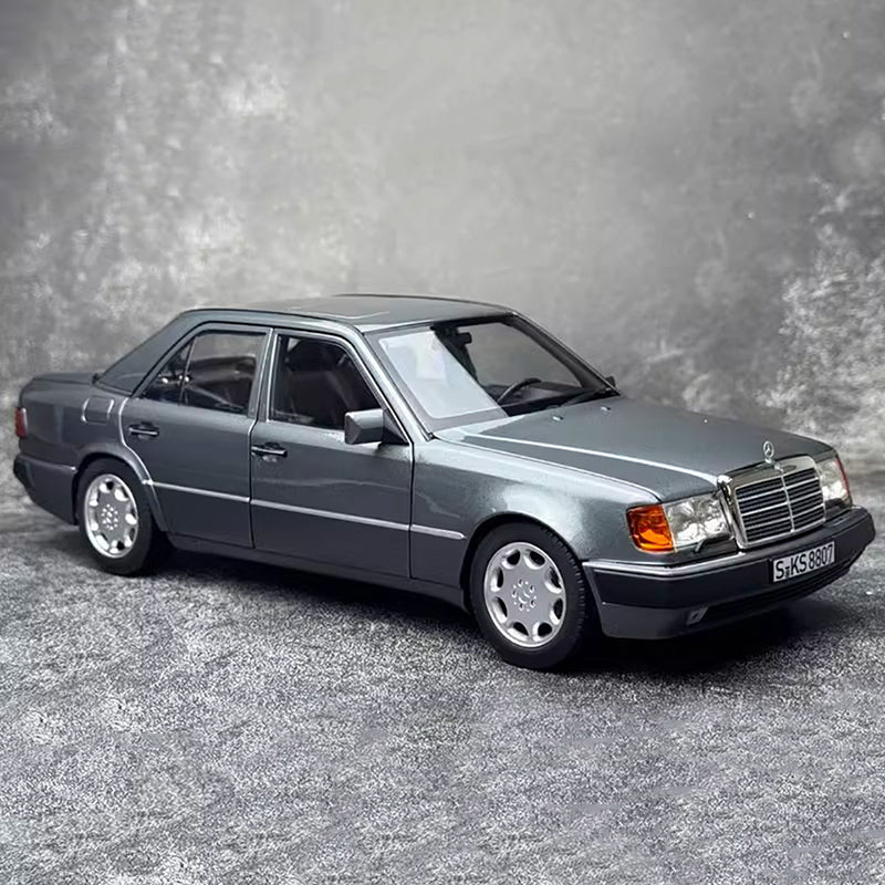 E-Class 1:18 Mercedes Benz 500E W124 AMG Grey Sedan Alloy Fully Open Car Model