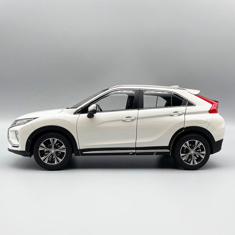 Original GAC Mitsubishi ECLIPSE CROSS 1:18 alloy simulation car model gifts