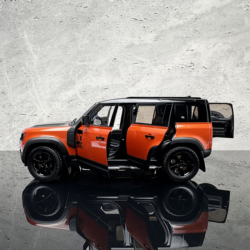 AR 1:18 New Land Rover Defender 110 Kit Edition 2020 Diecast Car Model Orange & Black Commemorative Edition