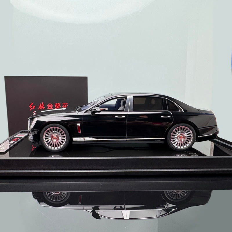 Hongqi Guoya Sedan 1/18 Resin Simulation Car Model Limited Edition Hardcover Edition