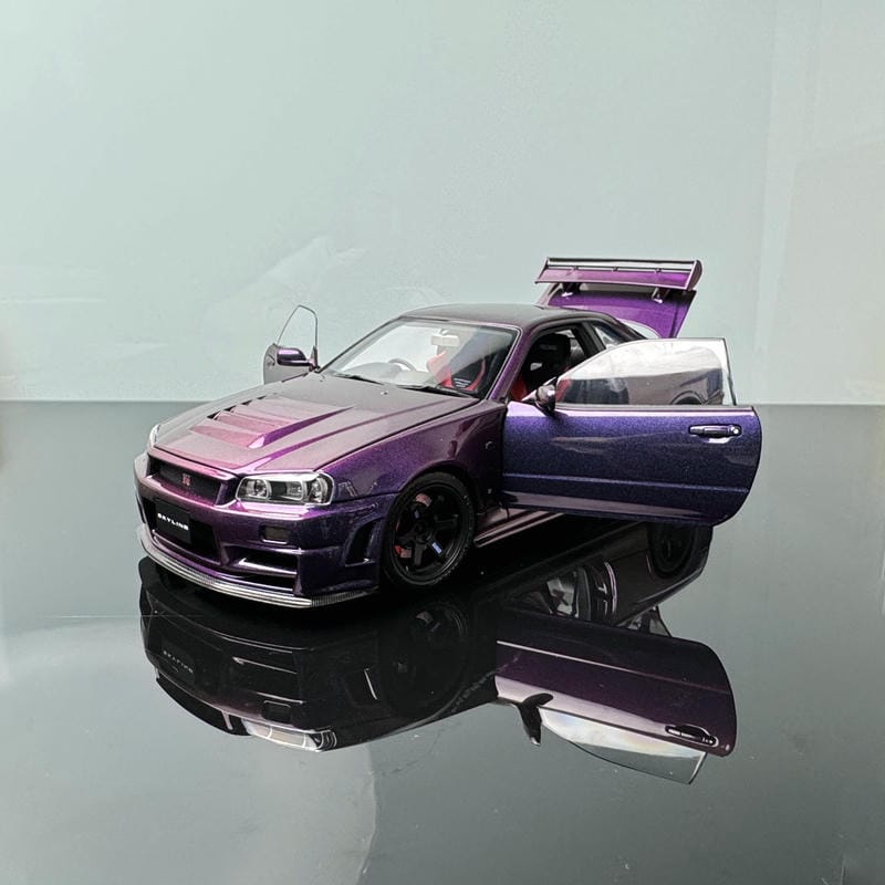 1/18 MOTORHELIX Nissan Skyline GT-R R34 Alloy Model