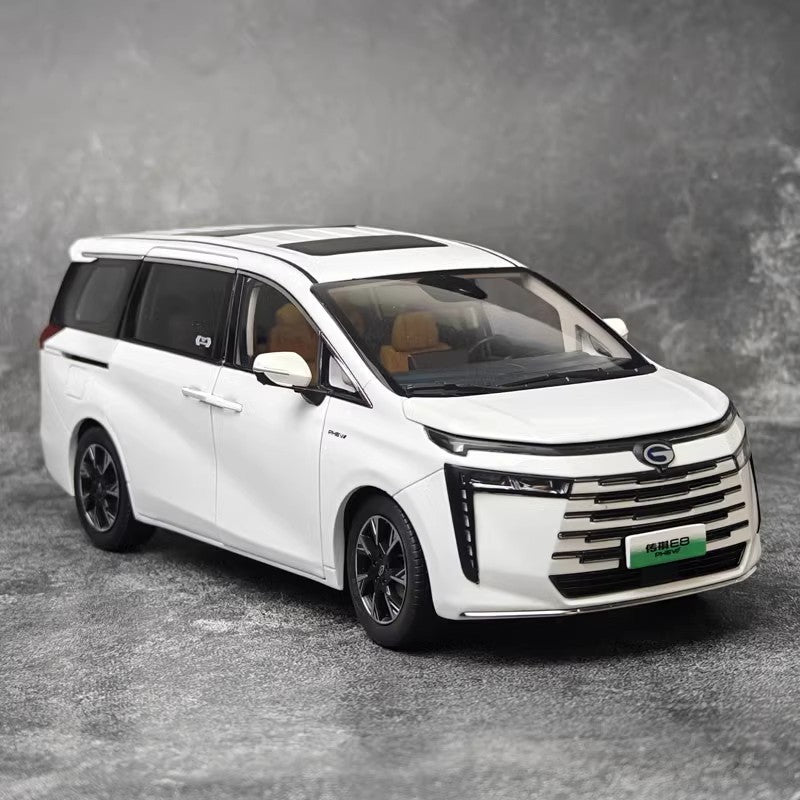 Original Car Model 1:18 Trumpchi E8 Plug-in Hybrid Light Edition Alloy Car Model  Premium Collectibles,/ Gifts