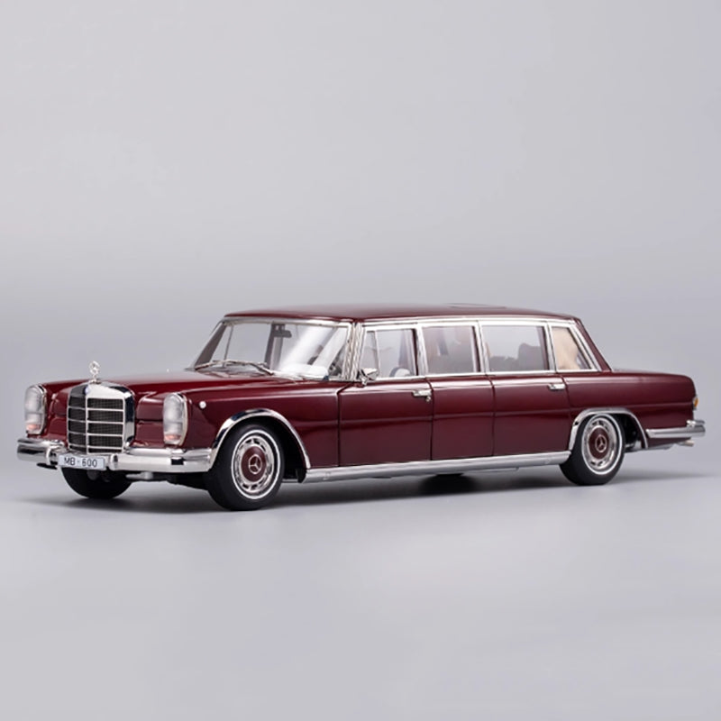 Kengfei 1:18 Benz Pullman W100 600 alloy car model collectible car model