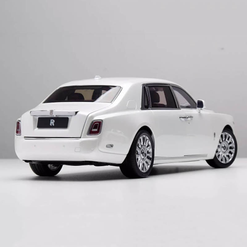 Original 1:18 limited edition Rolls-Royce Phantom eighth generation alloy fully open car model