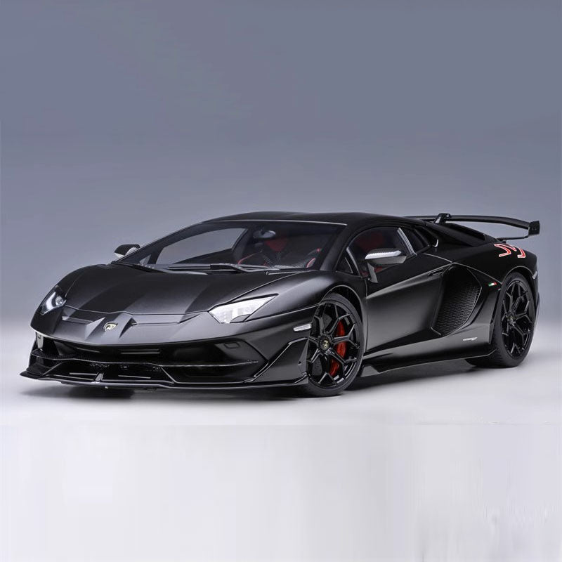 AUTOart 1:18 Lamborghini Avendador SVJ car model