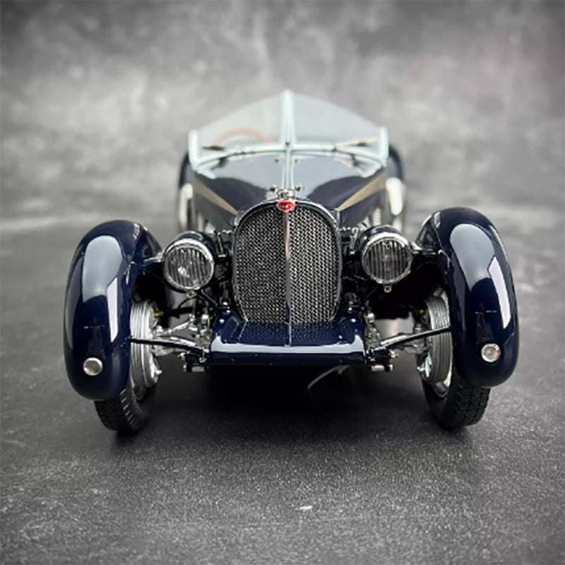 Car Model CMC 1:18 Bugatti 57 SC 1938 Alloy Simulation Car Model Collection