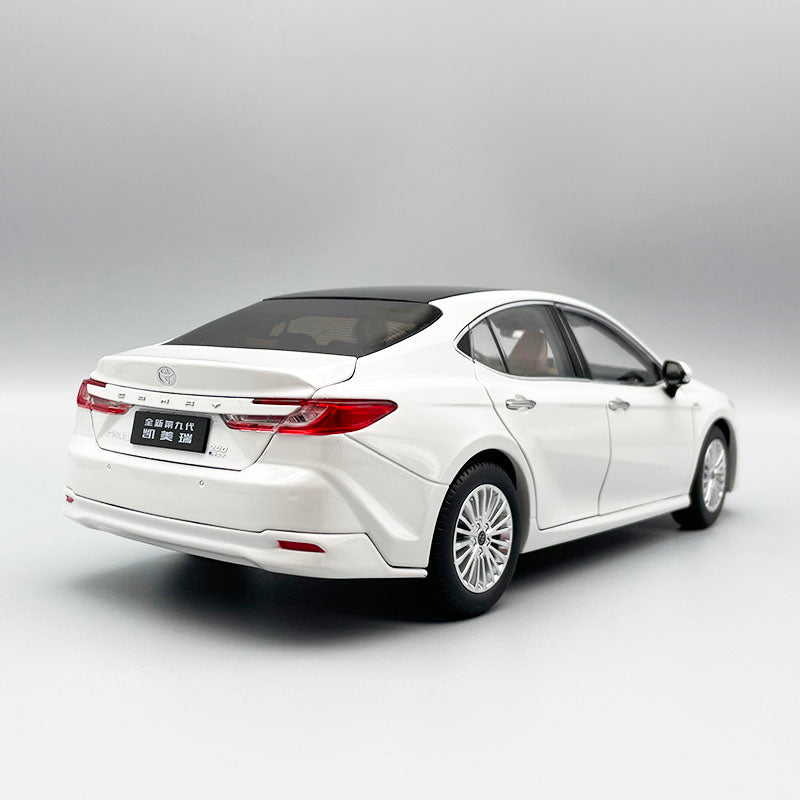 1:18 Toyota New Ninth Generation Camry TOYOTA CAMRY 2024 Alloy Car Model Premium Gifts / Collectibles