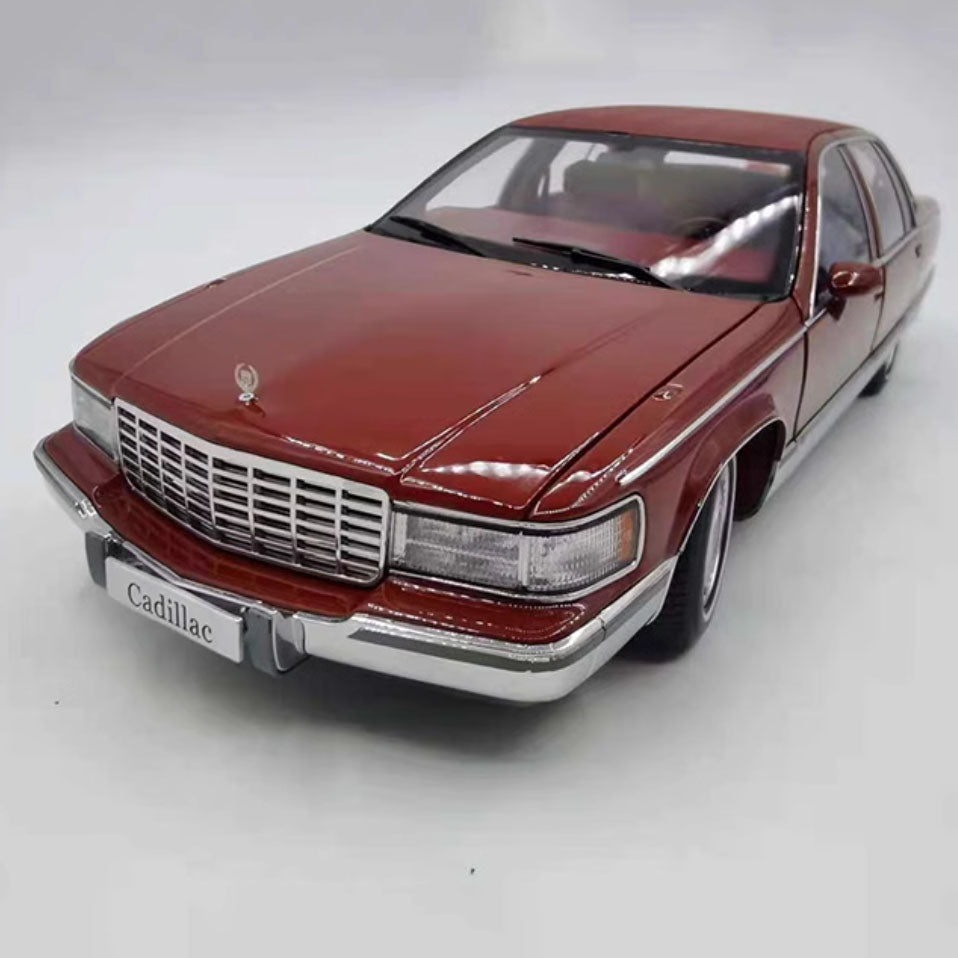 XiaoGuang alloy fully open 1:18 Cadillac Wood car model