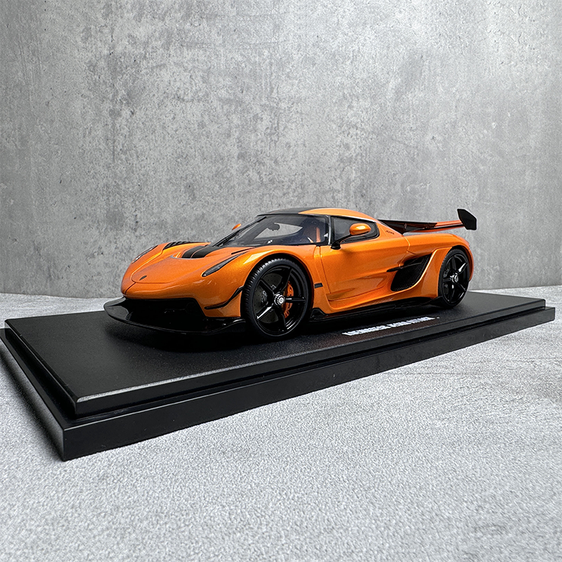 Koenigsegg JESKO supercar orange 1:18 resin car model GT898