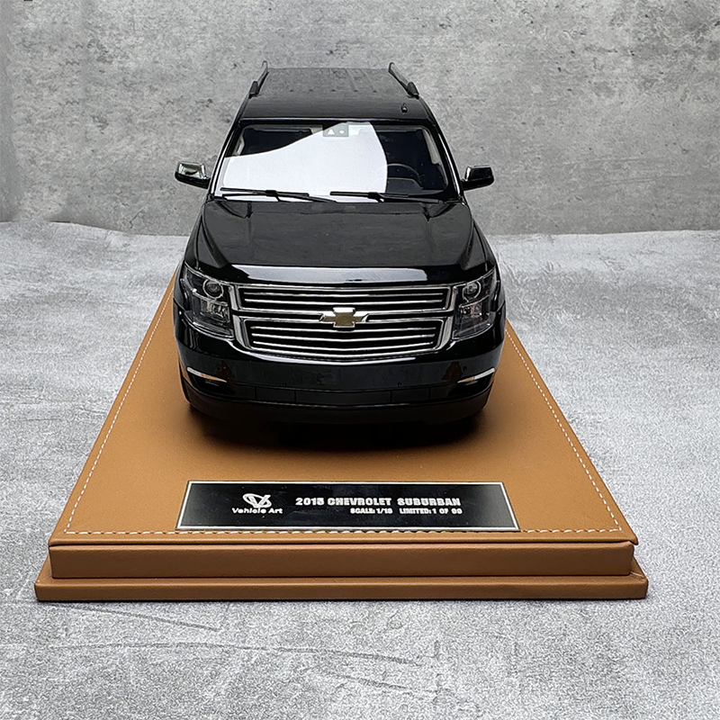 Chevrolet Suburban Black 2015 GOC&Vehicle Ar Co branded Resin Car Model 1:18