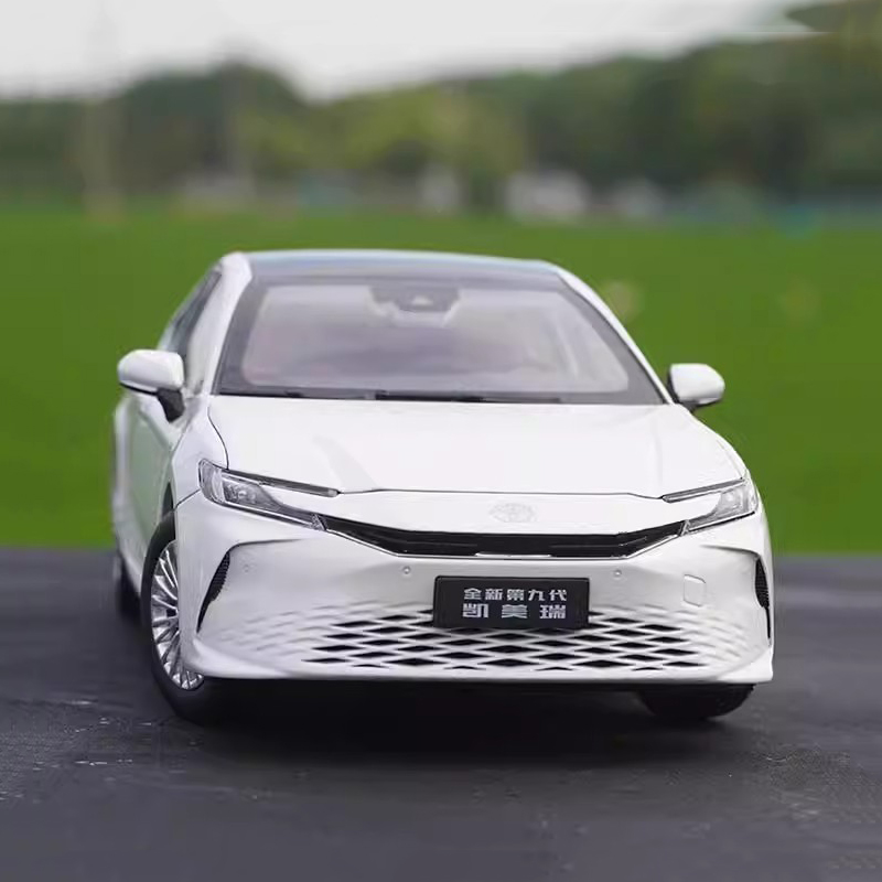 TOYOTA CAMRY 2024 9th Generation 1:18 Alloy Car Model