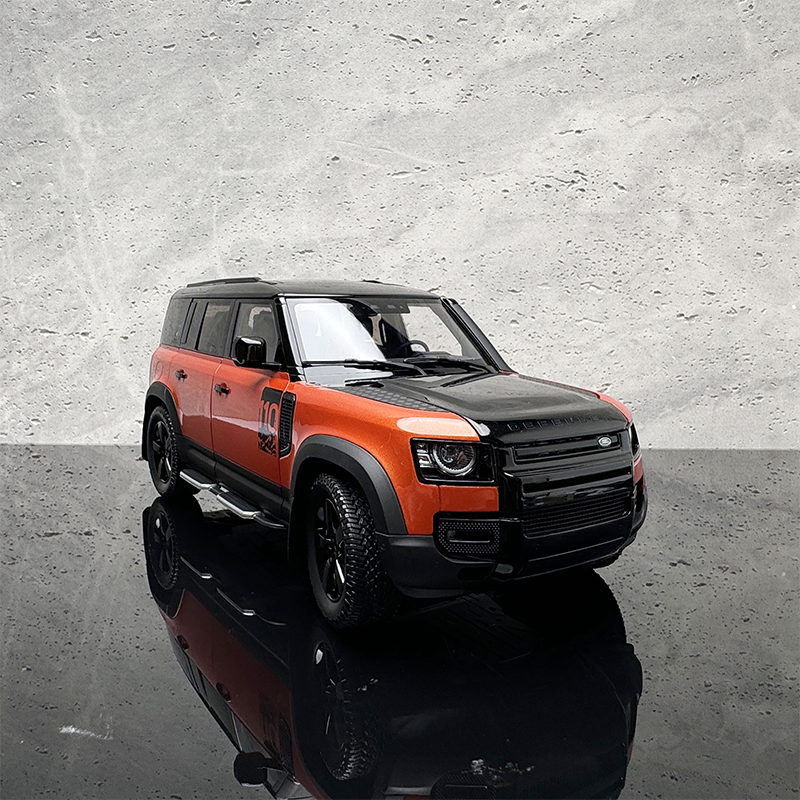 AR 1:18 New Land Rover Defender 110 Kit Edition 2020 Diecast Car Model Orange & Black Commemorative Edition