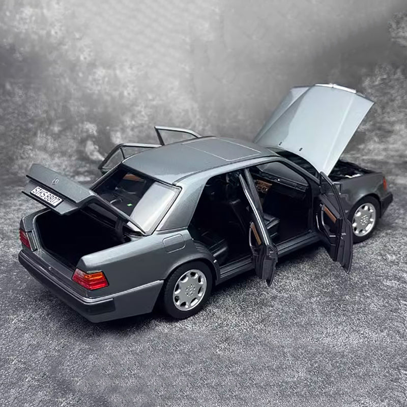 E-Class 1:18 Mercedes Benz 500E W124 AMG Grey Sedan Alloy Fully Open Car Model